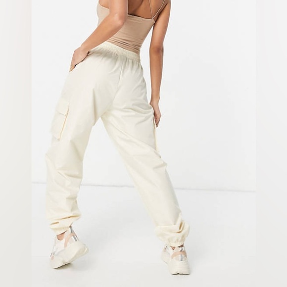 Old Navy wishbone joggers - Picture 1 of 5